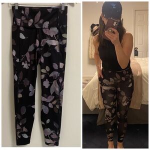 Women’s Black Floral Leggings Yoga Pants SMALL